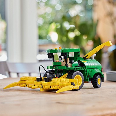 LEGO® Technic: John Deere 9700 Forage Harvester