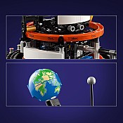 LEGO® Technic: Planet Earth and Moon in Orbit