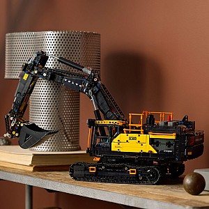 LEGO Technic: Volvo EC500 Hybrid Excavator