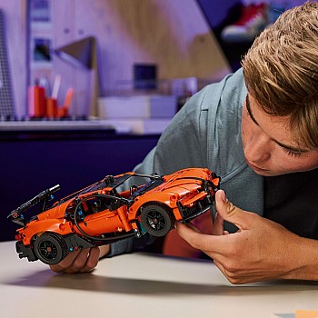 Lego Technic 42222 Bugatti Chiron Pur Sport Hypercar