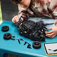 LEGO 42239 Technic Batmobile Tumbler