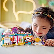 LEGO Friends: Heartlake City Candy Store