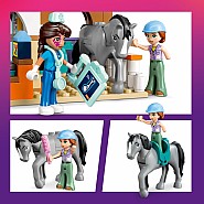 LEGO® Friends™: Horse and Pet Vet Clinic