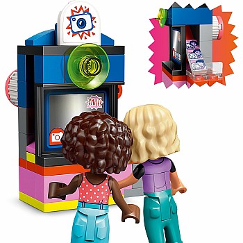  Lego Friends 42662 Hair Salon and Acessories Store	