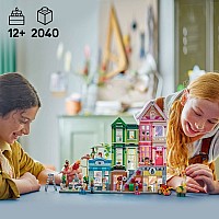 LEGO Friends: Heartlake City Apartments and Stores