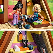LEGO® Friends Nature Glamping Cabin