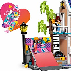 LEGO Friends: Liann's Family House