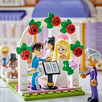 LEGO Friends 42704 Heartlake City Grand Hotel