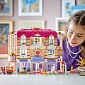 LEGO Friends 42704 Heartlake City Grand Hotel