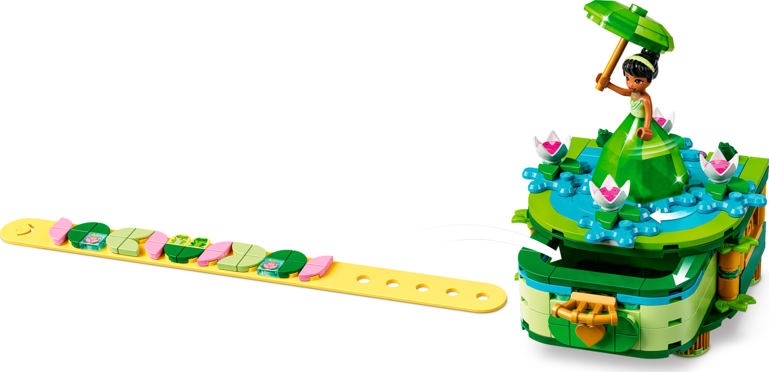 LEGO Disney: Aurora, Merida and Tiana's Enchanted Creations