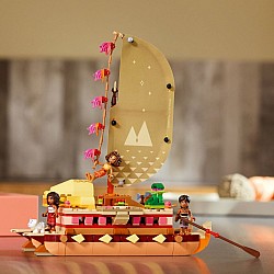  LEGO Disney 43270 Moana's Adventure Canoe	