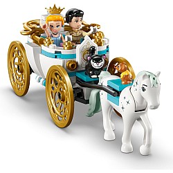  LEGO Disney 43275 Cinderella's Castle and Horse Carriage	