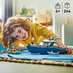 LEGO City Police: Police Boat Chase