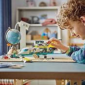 LEGO City Big Vehicles: Emergency Air Ambulance Airplane
