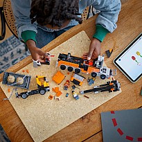 LEGO City Big Vehicles: Heavy-Duty Recovery Tow Truck with Crane