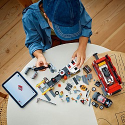 LEGO My City: Scrapyard with Cars