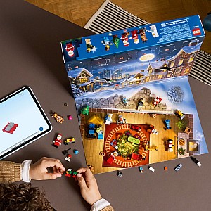 LEGO City Occasions: Advent Calendar 2025