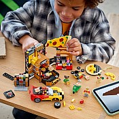 LEGO® City Pizza Delivery Experience with Vehicles
