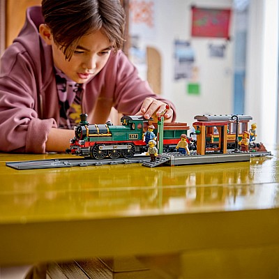 LEGO® City Vintage Steam Train