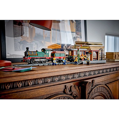 LEGO® City Vintage Steam Train