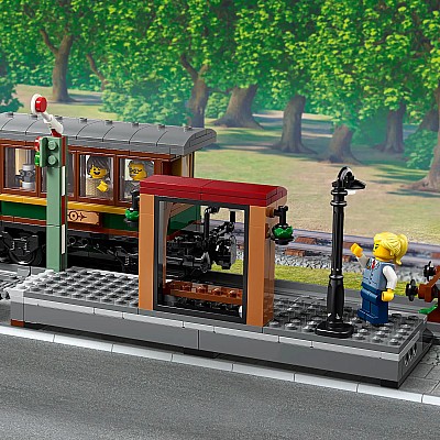 LEGO® City Vintage Steam Train