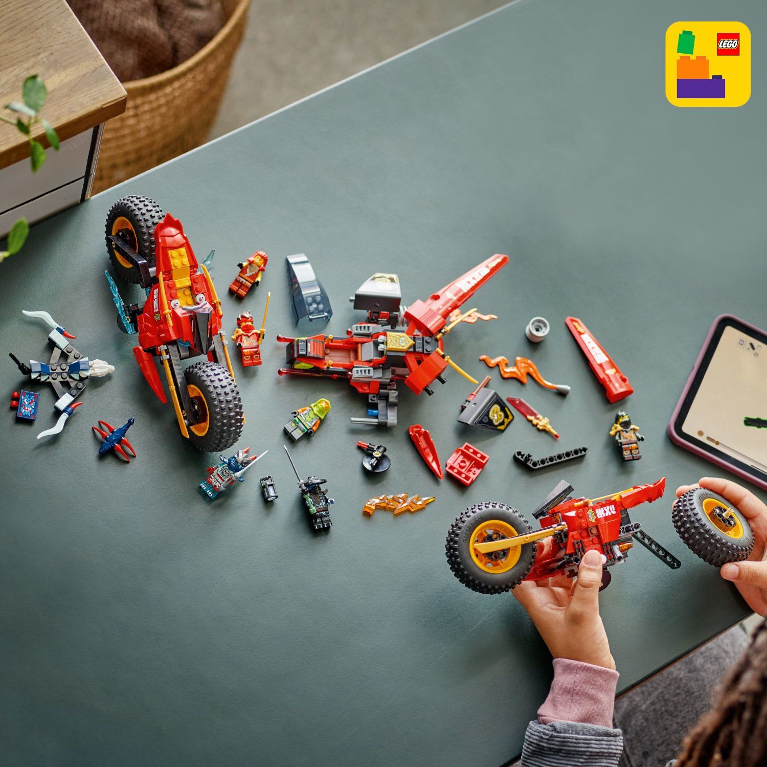 LEGO Ninjago: Ninja Combat Vehicle