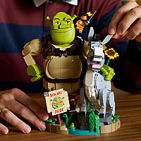 LEGO 72423 Shrek: Shrek, Donkey & Puss in Boots