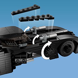  Lego DC 76224 Batmobile: Batman vs. The Joker Chase	