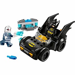  LEGO Batman 76301 Batman and Batmobile vs Mr. Freeze	