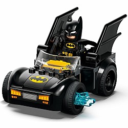  LEGO Batman 76301 Batman and Batmobile vs Mr. Freeze	