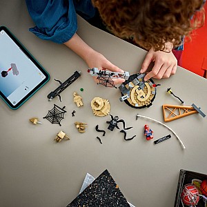 LEGO Super Heroes Marvel: Epic Battle: Spider-Man vs. Sandman