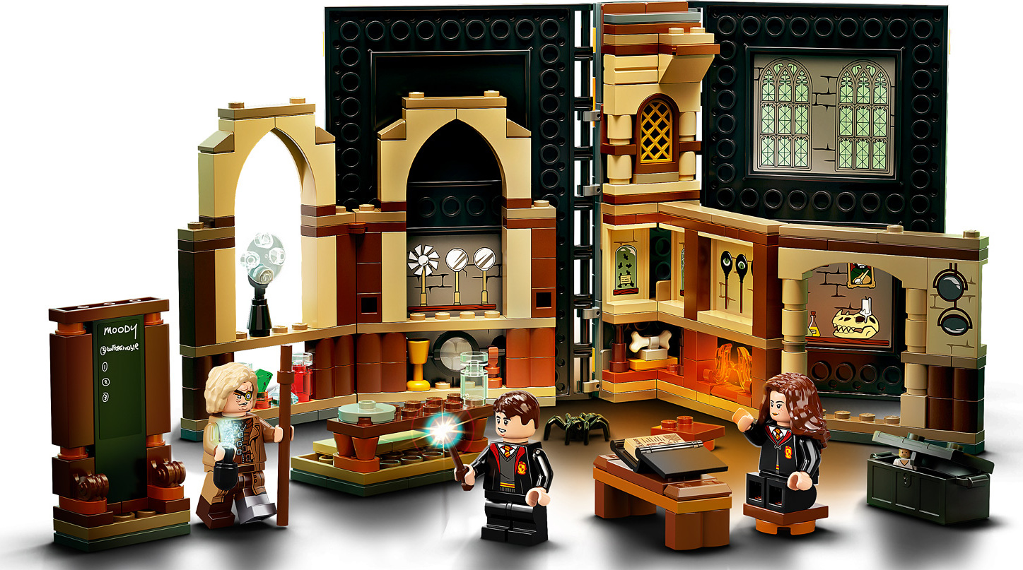 LEGO Harry Potter The Battle of Hogwarts Set - LEGO - Dancing Bear Toys