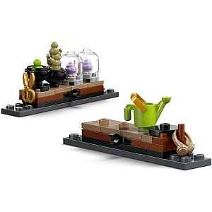 LEGO Harry Potter: Hogwarts™ Castle: Herbology Class