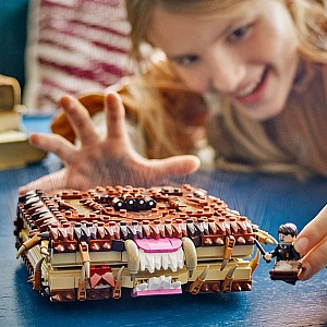 LEGO Harry Potter: Chomping Monster Book of Monsters