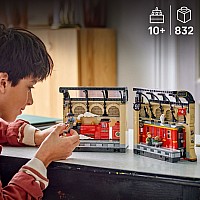 LEGO Harry Potter: Book Nook: Hogwartsâ¢ Express