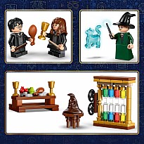 LEGO Harry Potter: Hogwarts™ Castle: Sorting Hat™ Ceremony