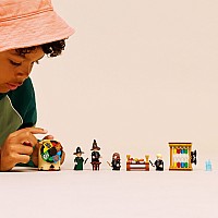 LEGO Harry Potter: Hogwarts™ Castle: Sorting Hat™ Ceremony