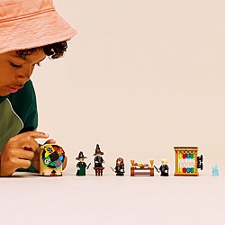 LEGO Harry Potter: Hogwarts™ Castle: Sorting Hat™ Ceremony