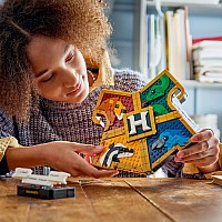 LEGO Harry Potter 76462 Hogwarts House Crest