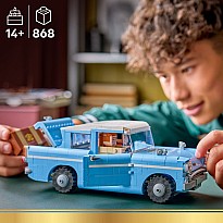 LEGO Harry Potter: Enchanted Flying Ford Anglia™