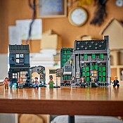 LEGO® Harry Potter™ Knockturn Alley™ Wizarding Shops
