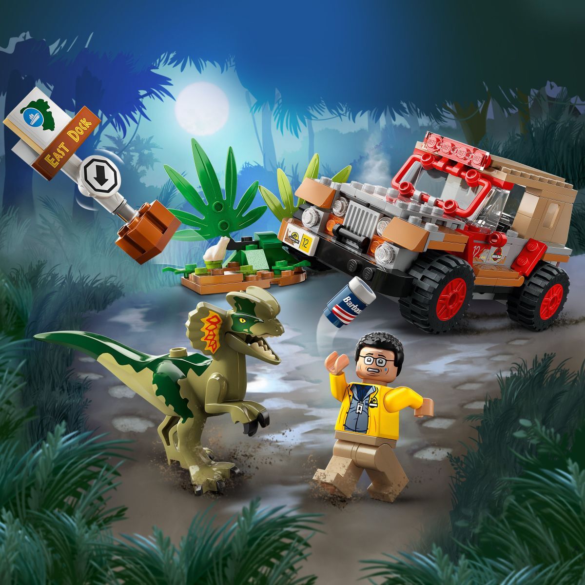LEGO Jurassic World - Customize, Create Dinosaur Dilophosaurus