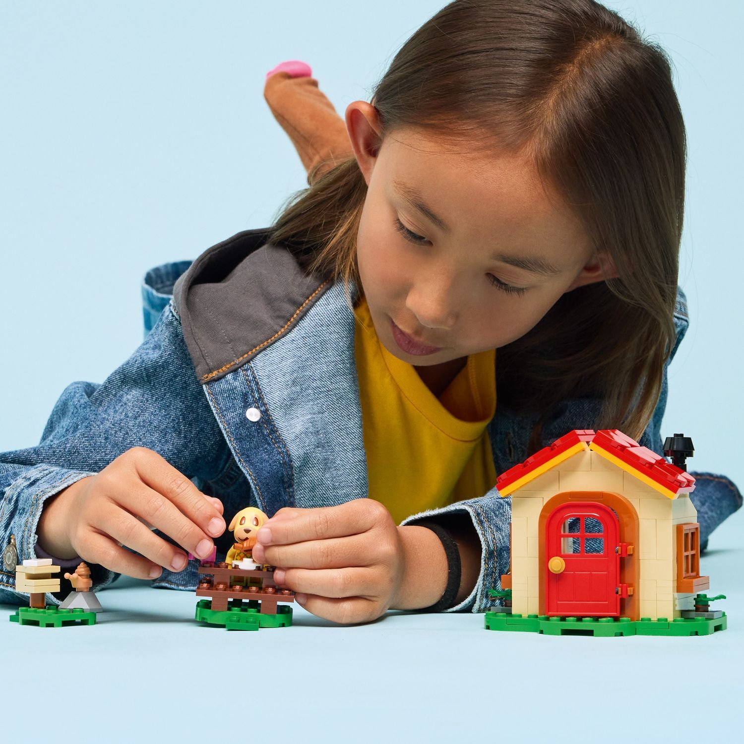 LEGO Animal Crossing: Goldie's Cozy House