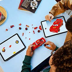 LEGO Speed Champions: Lightning McQueen