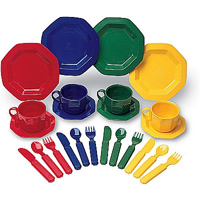 Pretend and Play® Dish Set