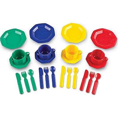 Pretend and Play® Dish Set