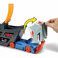 Hot Wheels toy vehicle - Stunt & Go Track Set