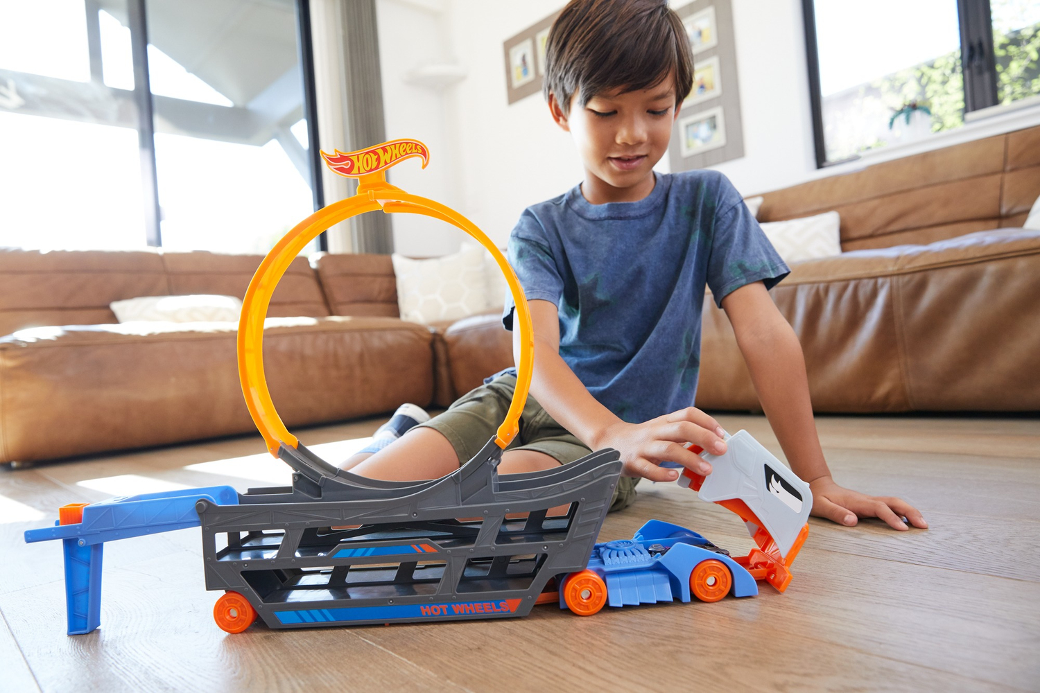Hot Wheels Stunt  Go Track Set