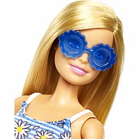 Barbie Doll, Fashions & Accessories