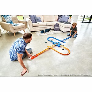 Hot Wheels Deluxe Stunt Box Giftable Set 15 Feet Of Track 36 Pieces Track Connectors And Curves